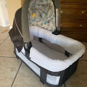 Baby bassinet